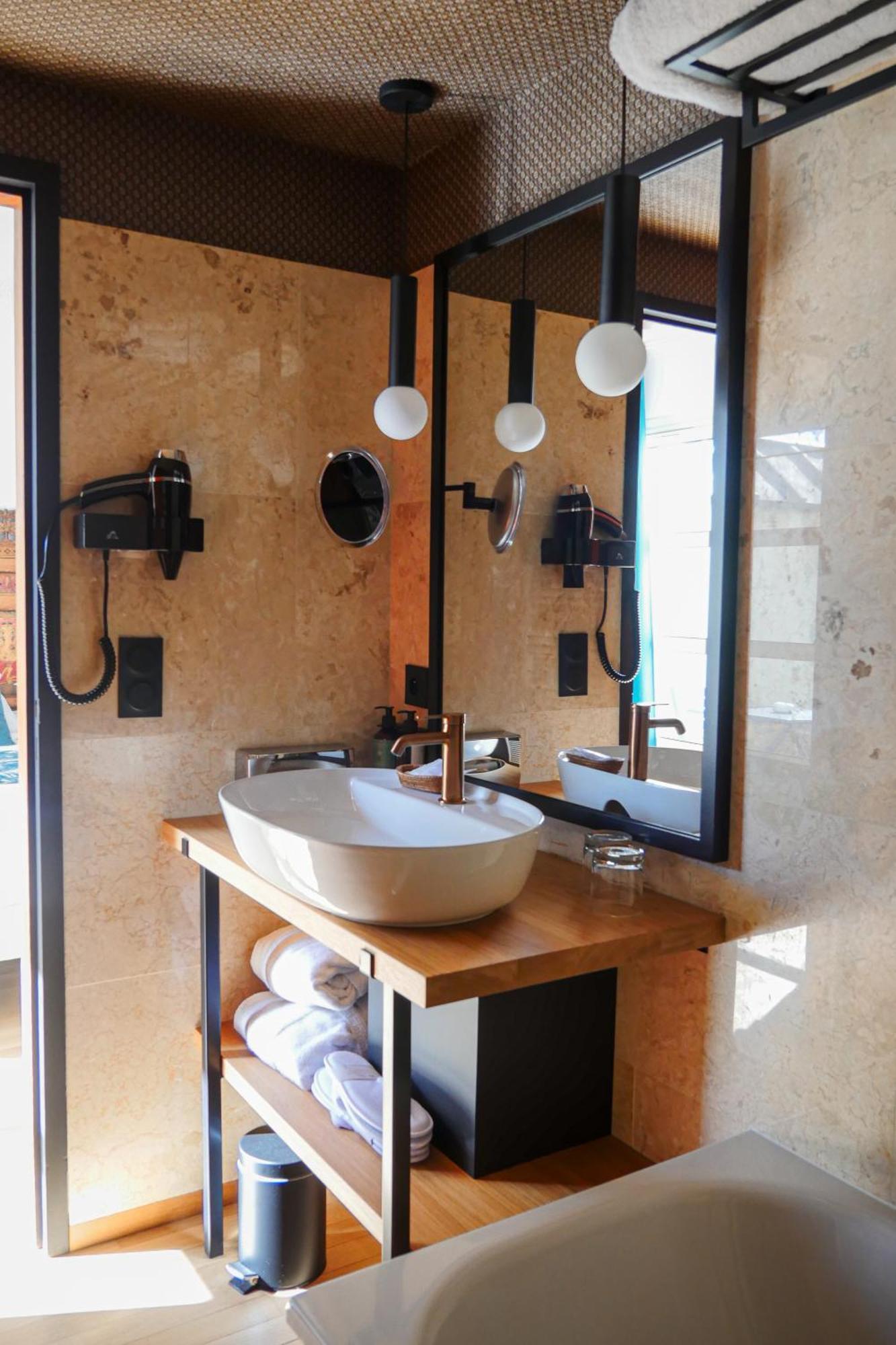 Villa Kerasy Hotel Spa Vannes Bagian luar foto