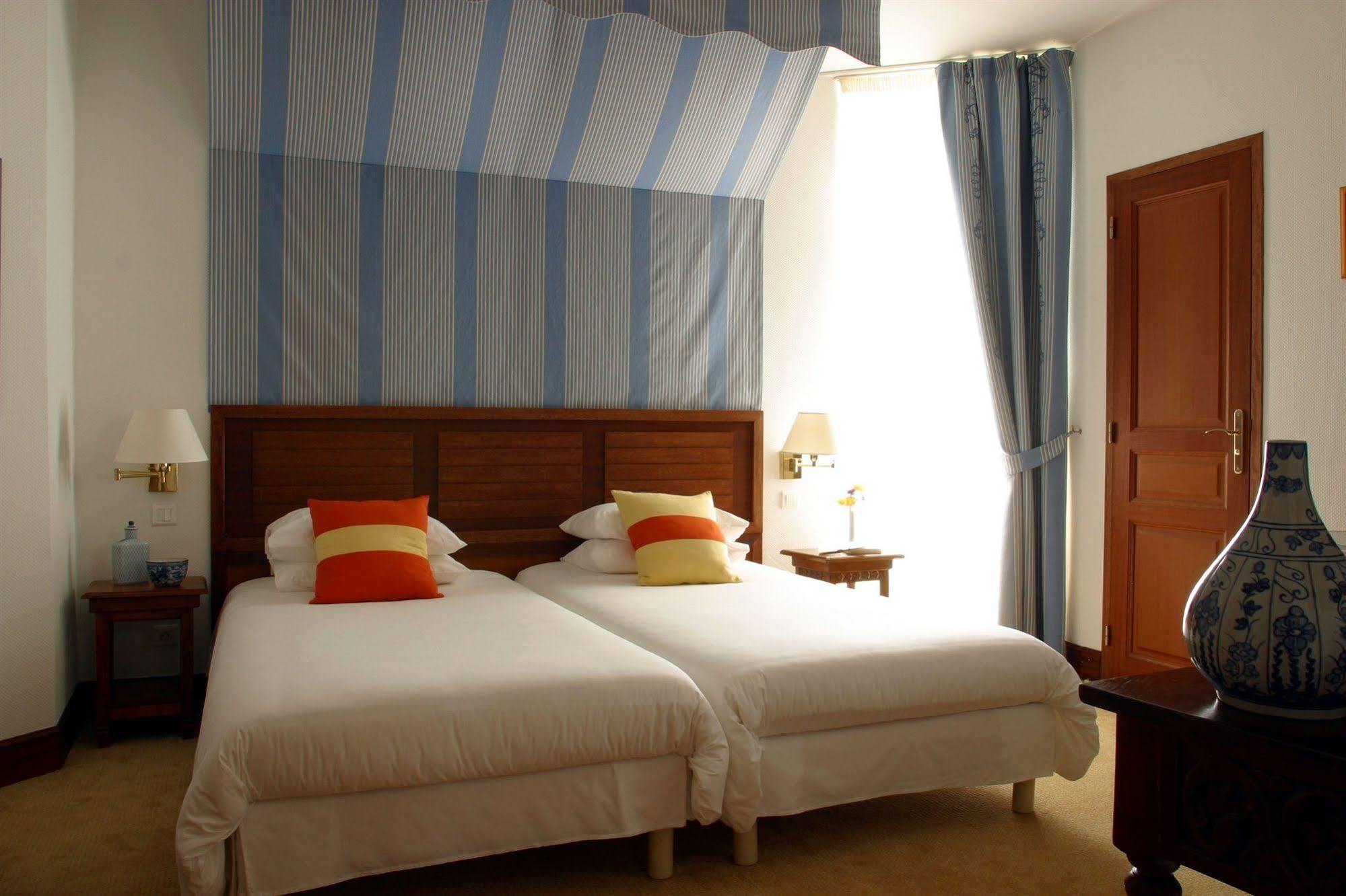Villa Kerasy Hotel Spa Vannes Bagian luar foto